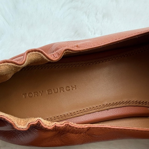 NIB Tory Burch Mini Benton Charm Leather Loafer Aged Camello size 11 - Picture 4 of 12